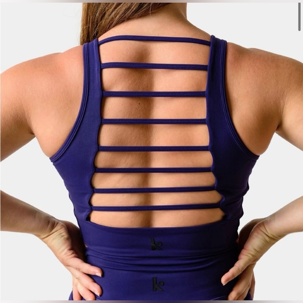 NWT KAMO Fitness Hannah Tank Top Sports Bra - Rhodonite
Size Small